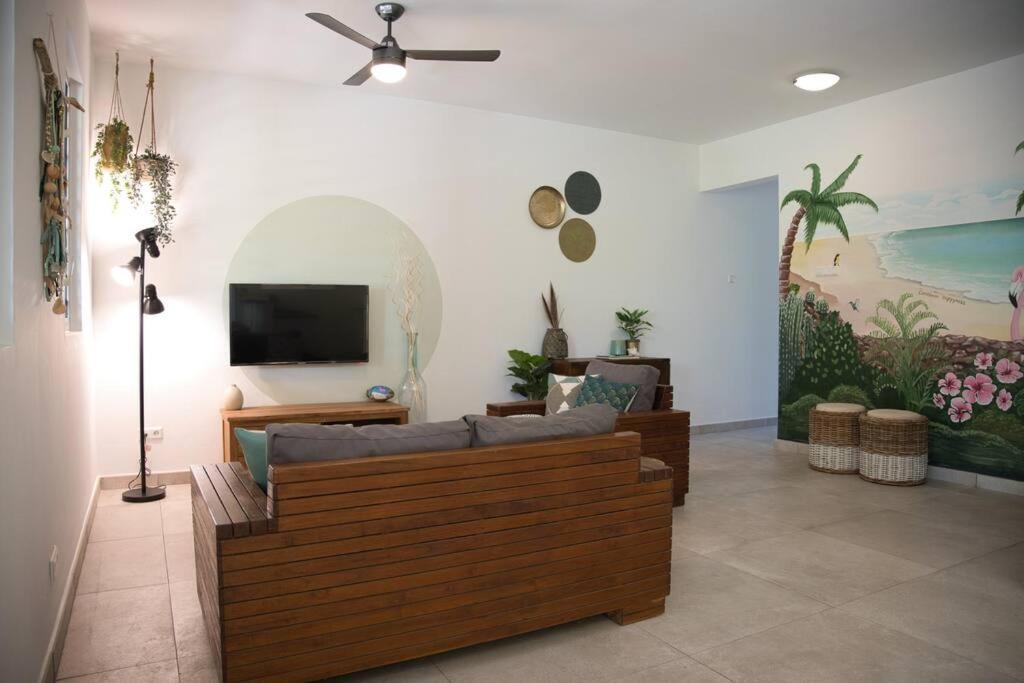 Апартаменты Caribbean Happyness Виллемстад Экстерьер фото